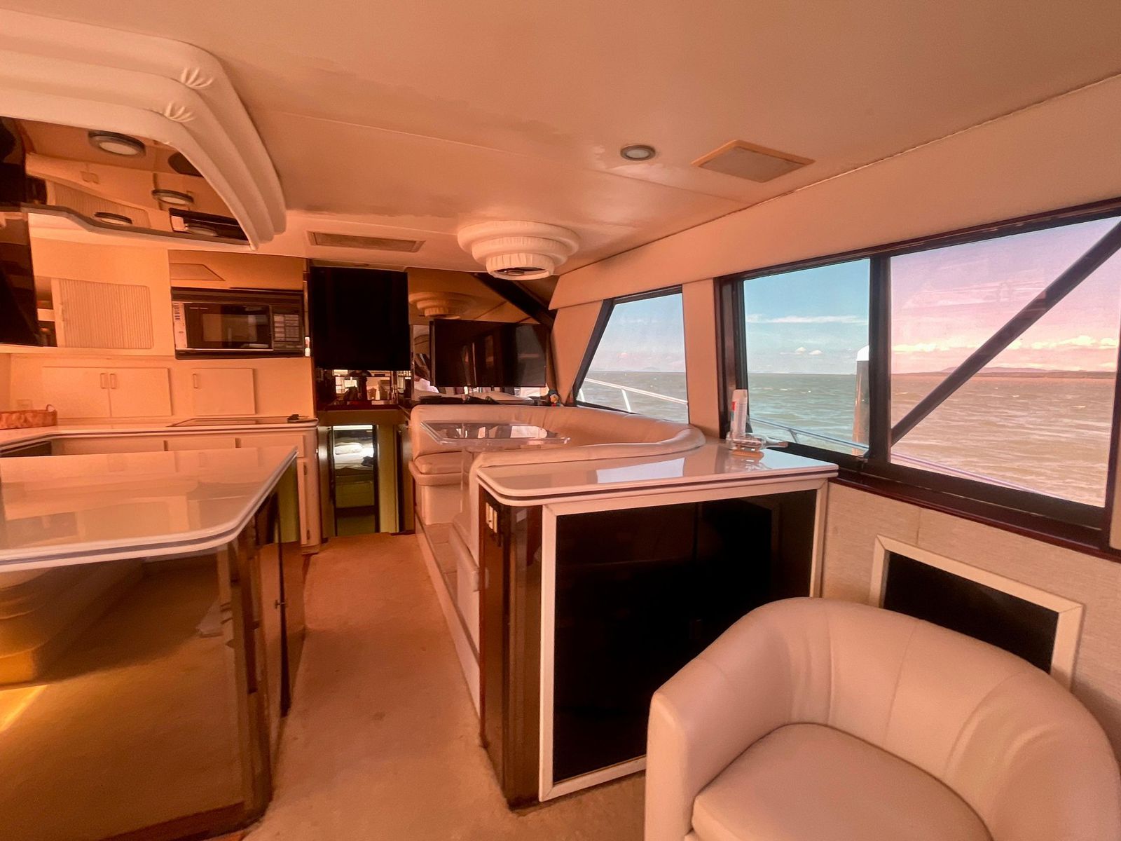 Yate Big Thunder - Imagen 15