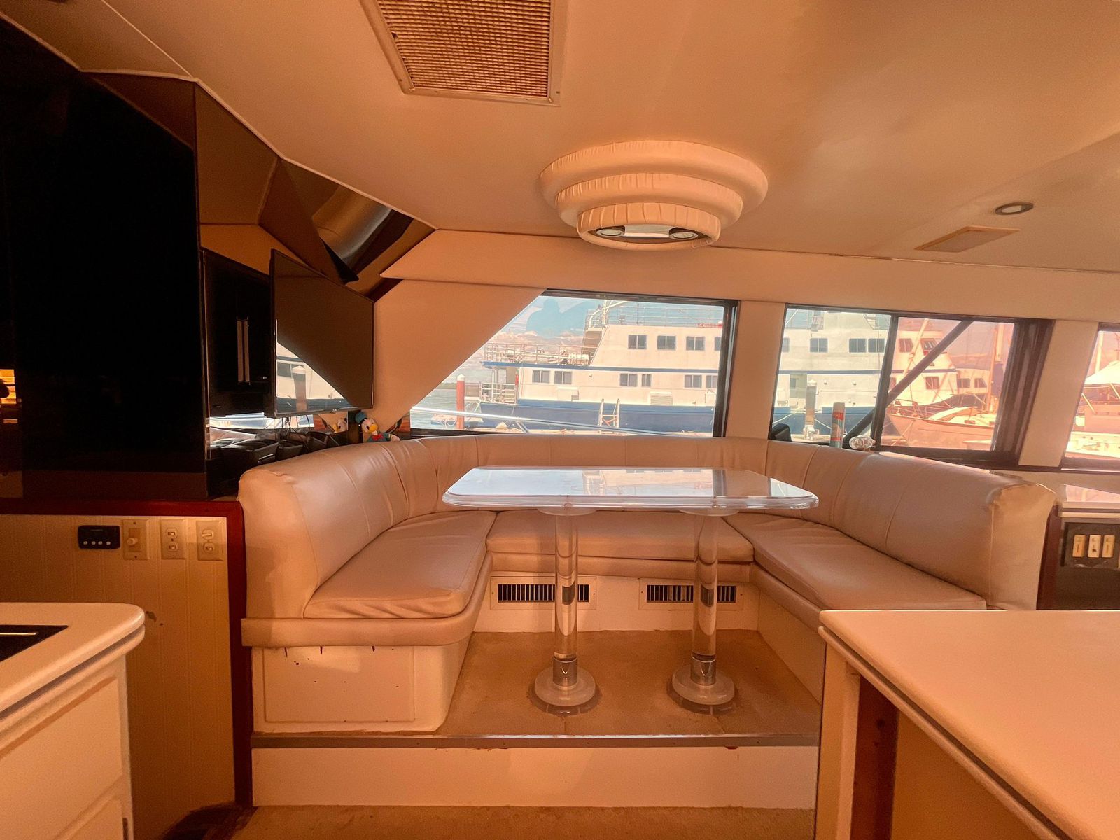 Yate Big Thunder - Imagen 23